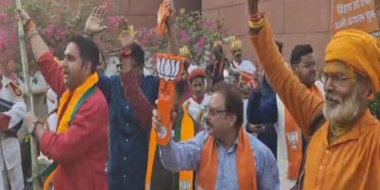 பீகார் தேர்தல் – NDA-வுக்கு கூடும் பலம் – பதவியேற்பு எப்போது?