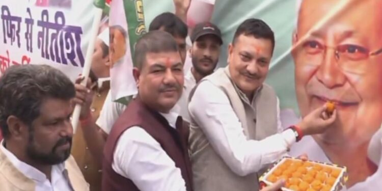 பீகார் சட்டமன்ற தேர்தல் – மீண்டும் ஆட்சியமைக்கிறது NDA கூட்டணி