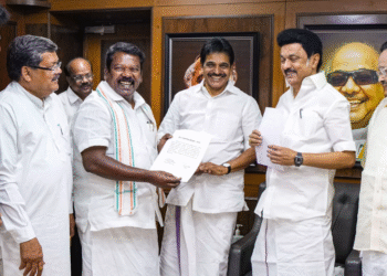 தொடங்கியது தேர்தல் காய்ச்சல் தி.மு.க.வுடன் தொகுதி பேச்சு நடத்த – காங். குழு அமைப்பு