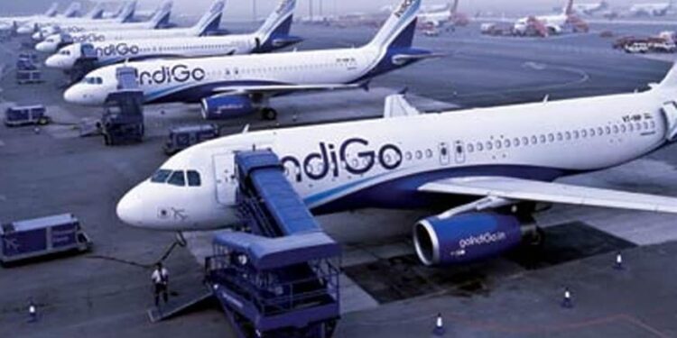 தொடரும் இண்டிகோ விமான சேவை பாதிப்பு – 100 விமானங்கள் ரத்து