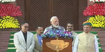 அமளியில் ஈடுபடாமல் ஆக்கப்பூர்வமாக பேசுங்கள் – மோடி வேண்டுகோள்