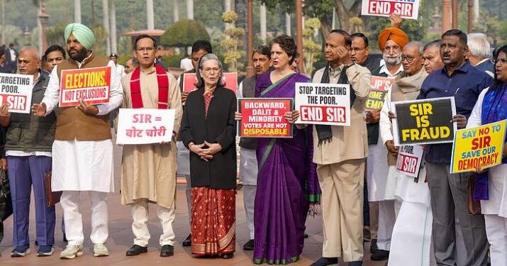 நாடாளுமன்ற குளிர்கால கூட்டத் தொடர் – எதிர்க்கட்சிகளின் அமளியால் ஒத்திவைப்பு