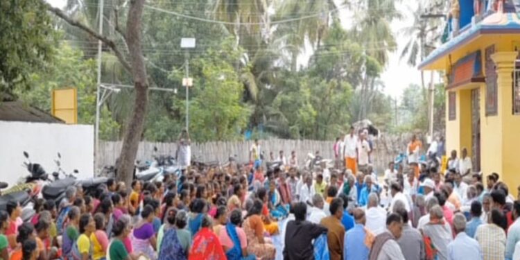 விமான நிலையத்திற்கு எதிராக போராட்டம் – சட்டமன்ற தேர்தலை புறக்கணிக்கும் 10 கிராமத்தினர்