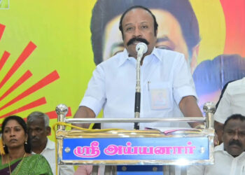 பொங்கல் பரிசு தொகுப்பில் மண்பானையும் இருக்குமா? – அமைச்சர் பெரியகருப்பன் பதில்