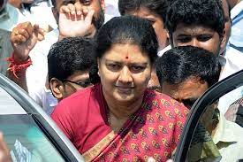 எடப்பாடி பழனிசாமி நல்ல தலைவரா? கேள்விக்கு சூப்பர் பதில் தந்த சசிகலா!