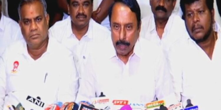 தலைவர் விஜய் கூட்ட ஏற்பாடுகளை முழுமையாக முடித்துள்ளேன் – செங்கோட்டையன் தகவல்