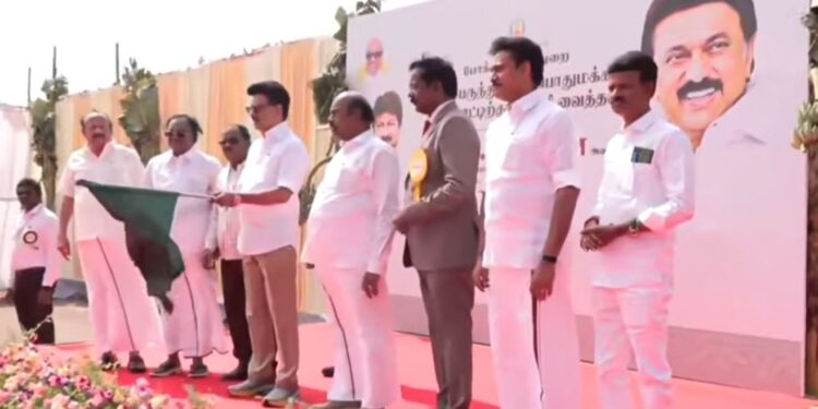 வேளாண் கண்காட்சி, கருத்தரங்கம் துவக்கம் – அரசு நலத்திட்ட விழாவில் முதல்வர் பங்கேற்பு