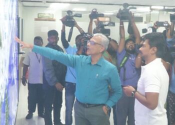பேரிடர் கட்டுப்பாட்டு மையத்தில் ஆய்வு செய்த துணை முதல்வர் உதயநிதி