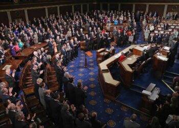 50% வரிக்கு எதிராக தீர்மானம் – அமெரிக்க நாடாளுமன்றத்தில் தாக்கல்